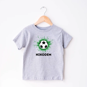 Szara-koszulka-dziecięca-piłka.webp
