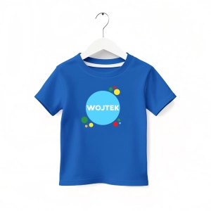 Niebieska-koszulka-dziecieca-imię-kropka.webp