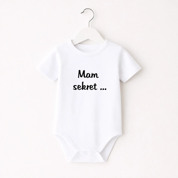 Biale-body-krotki-rekaw-mam-sekret-przod-74-80.webp