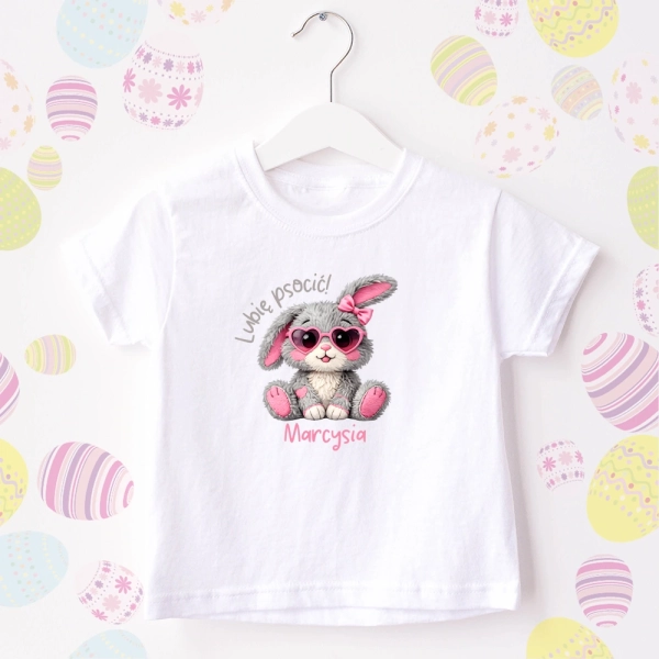 Biała-koszulka-dziecięca-wielkanoc-lubie-psocic.webp