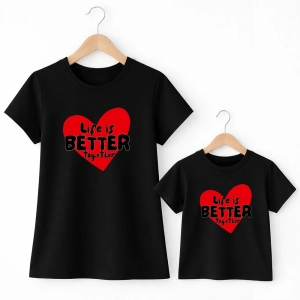 Komplet-damska-dziecieca-czarne-life-is-better-together.webp