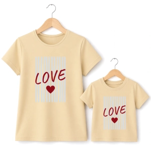 kremowe-koszulki-mama-dziecko-love-paski.webp