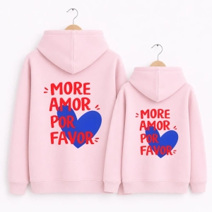 Komplet-bluz-z-kapturem-tyl-jasny-roz-more-amor-por-favor.webp