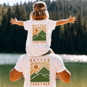 komplet-koszulek-tata-dziecko-better-together-gory.webp