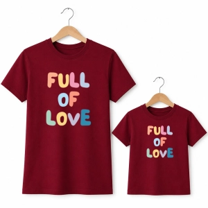 burgundowe-koszulki-tata-dziecko-full-of-love.webp
